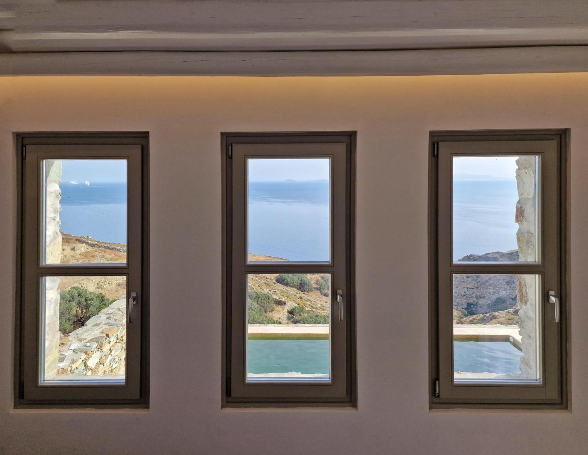 Agada Folegandros Suites & Villas Áno Meriá Bagian luar foto