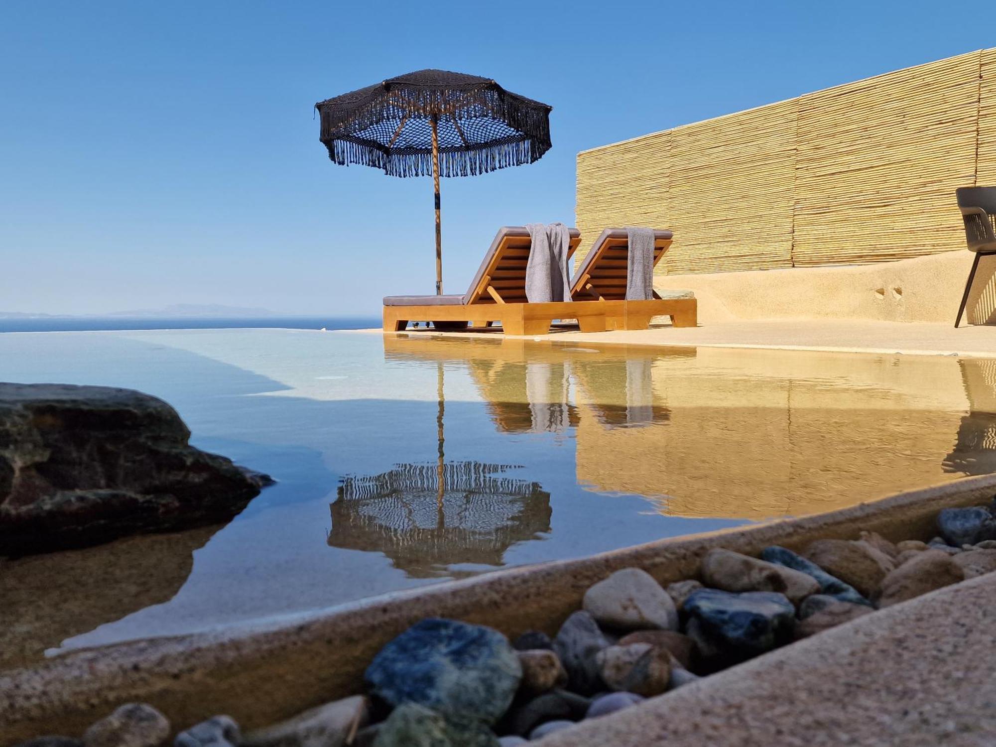 Agada Folegandros Suites & Villas Áno Meriá Bagian luar foto